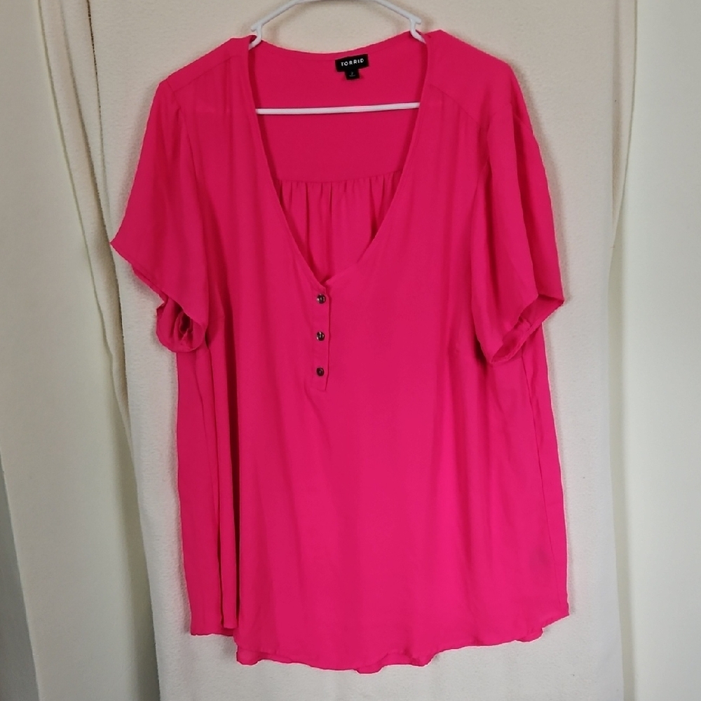 Women's Pink Top